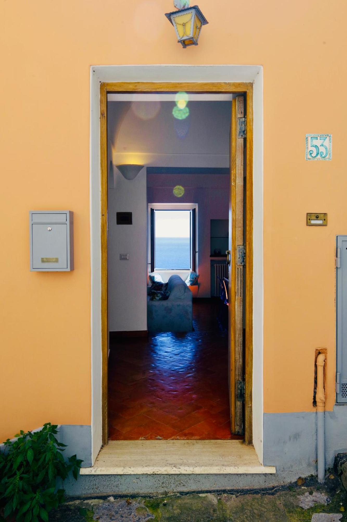 Yourhome - La Casa Di Chiara โปซิตาโน ภายนอก รูปภาพ